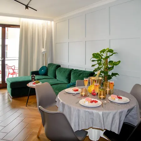 Lägenhet Maya's Flats & 34 - Chmielna 73 Gdańsk