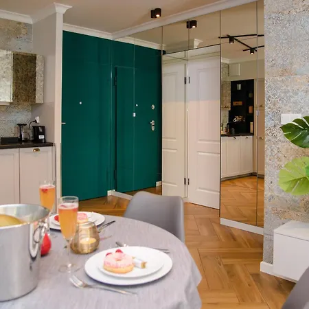 Maya's Flats & 34 - Chmielna 73 Apartamento