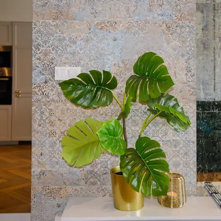 アパート Maya's Flats & 34 - Chmielna 73 *