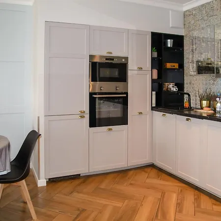 Maya's Flats & 34 - Chmielna 73 Апартаменты Гданьск