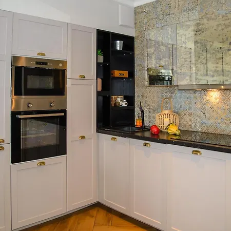 Maya's Flats & 34 - Chmielna 73 アパート グダニスク