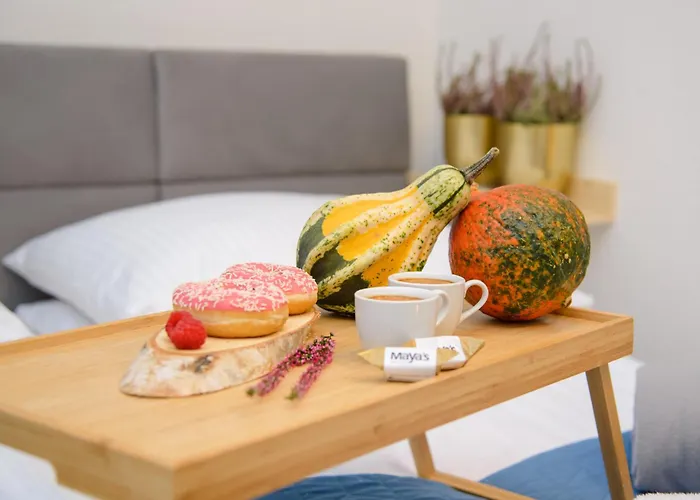 Maya's Flats & 34 - Chmielna 73 Lägenhet *