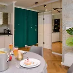 Maya's Flats & 34 - Chmielna 73 Appartement